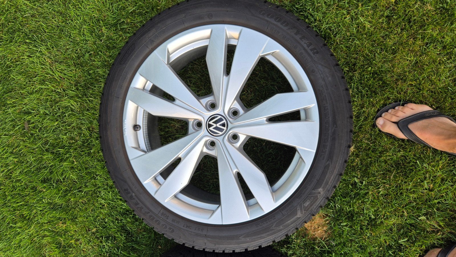 Orginele VW ID 3  "Loen" 19 inch velgen met Goodyear winterb, Banden en Velgen, Winterbanden, Personenwagen, Ophalen