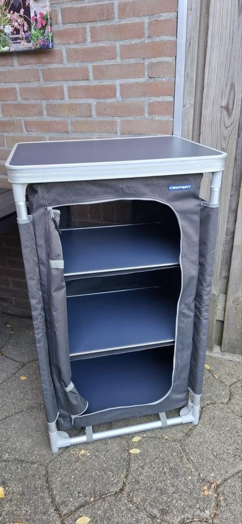 Campingkast met 3 planken van campart, Ophalen