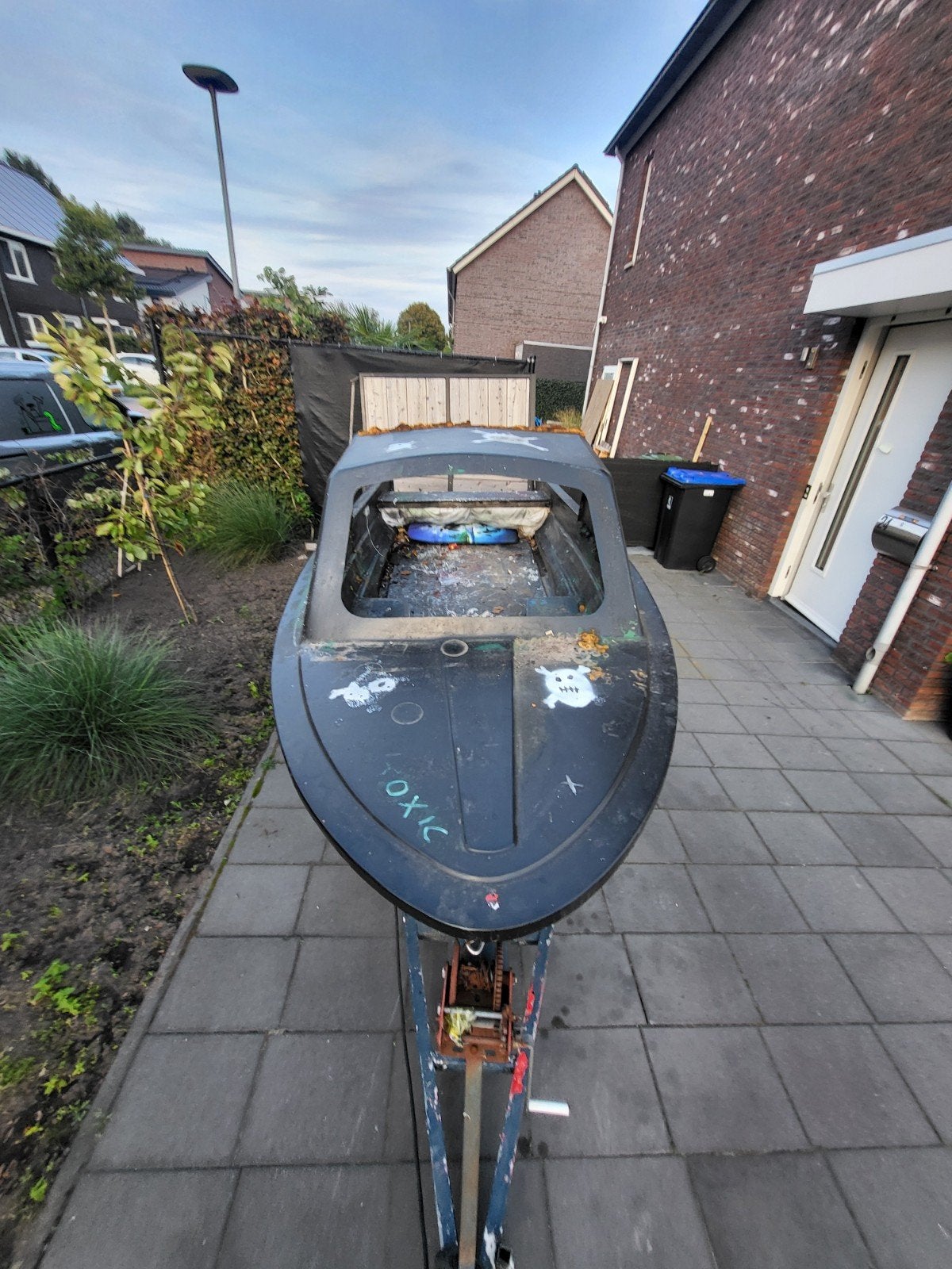 Opknapper: Kleine boot met trailer, Watersport en Boten, Ophalen of Verzenden, Gebruikt, Geen motor, Trailer