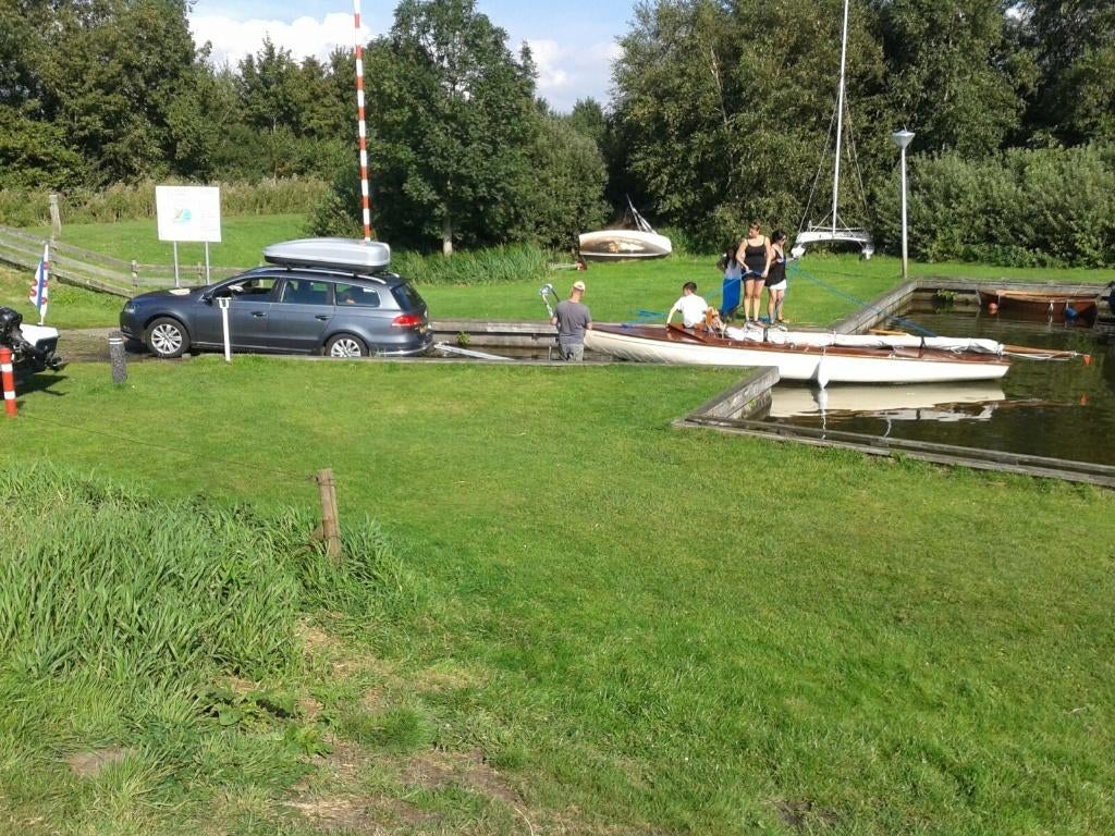 Zeilboot 16m² met UNIEKE HELLINGTRAILER & buitenboordmotor, Watersport en Boten, Open zeilboten, Ophalen, Gebruikt, Overige typen