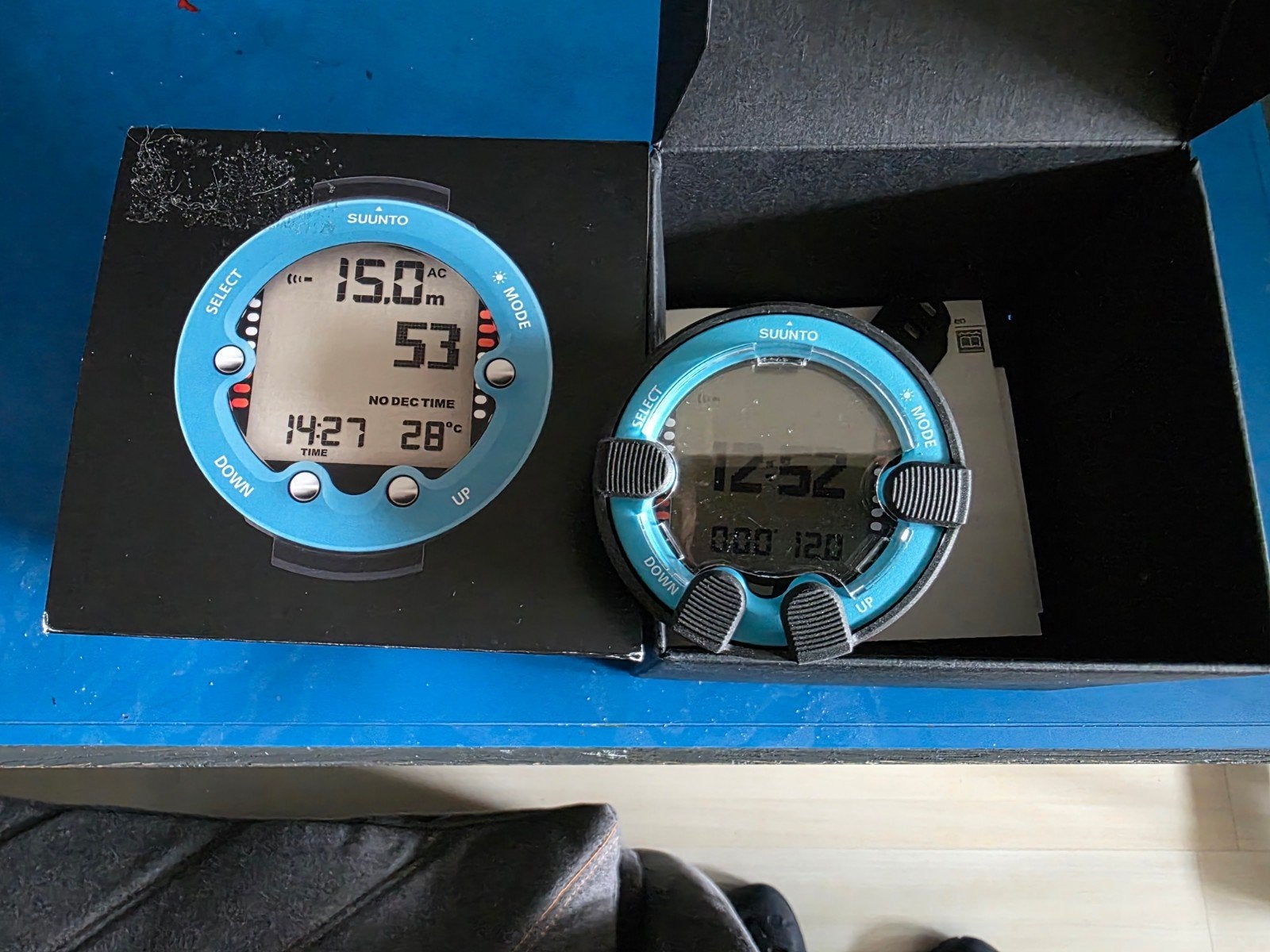 Duikhorloge van Suunto, Ophalen, Zo goed als nieuw