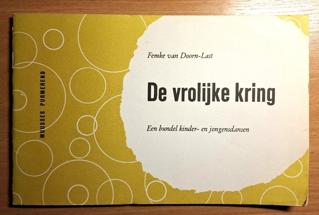 Kinderdansen - De vrolijke kring (liedjes uit 1955), Gitaar, Gebruikt, Overige genres, Overige soorten