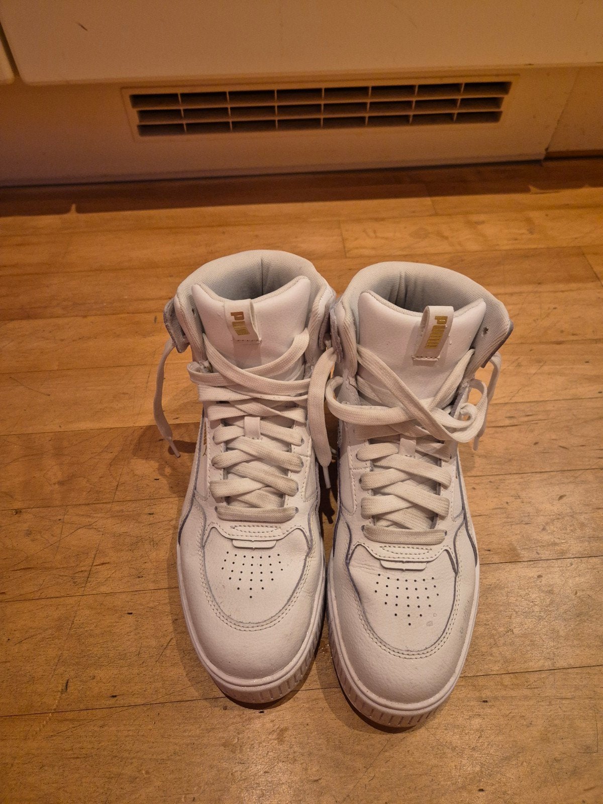 Puma Rebelle Karmen, maat 40, Puma, Wit, Ophalen of Verzenden, Sneakers of Gympen