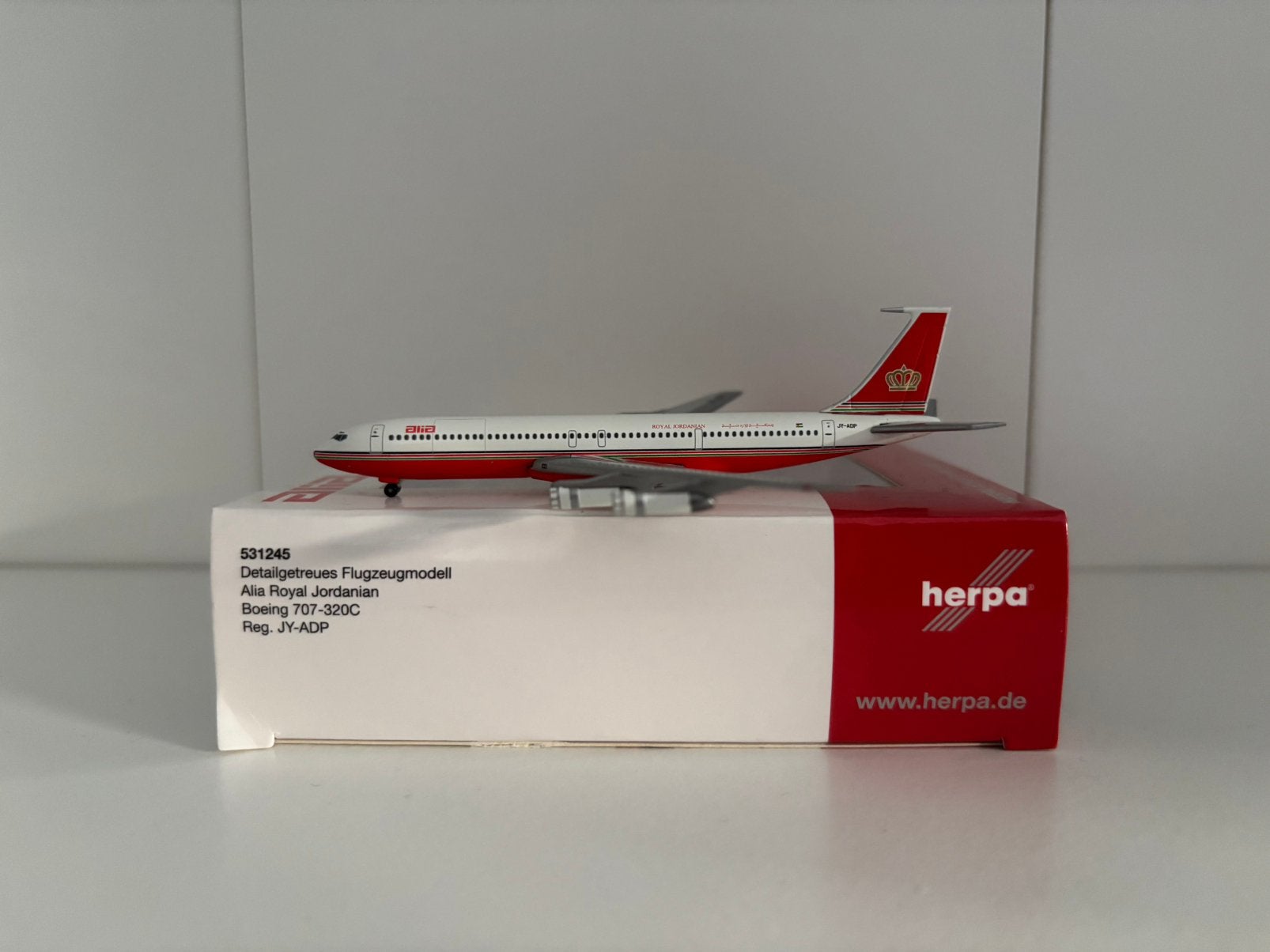 Herpa 531245 Alia Royal Jordanian Boeing 707-320C 1:500, Ophalen of Verzenden, Zo goed als nieuw, Schaalmodel