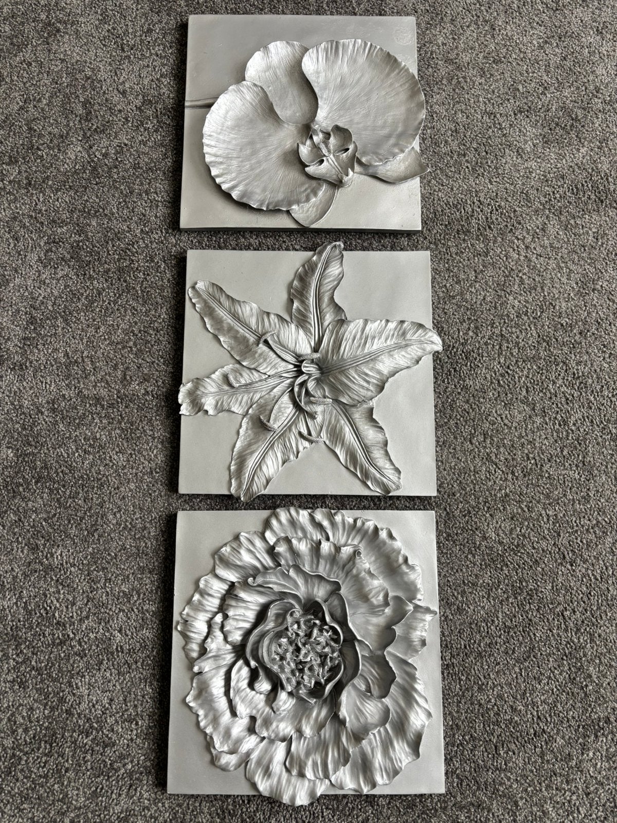 3 st. 3D bloemen hangdecoratie, Metaal, 25 cm, Zo goed als nieuw, Met ophangsysteem
