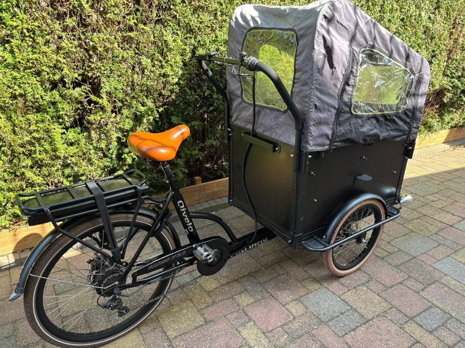 Elektrische bakfiets qivelo cargo V2.0, Ophalen, 4 kinderen of meer, Huif, Zo goed als nieuw