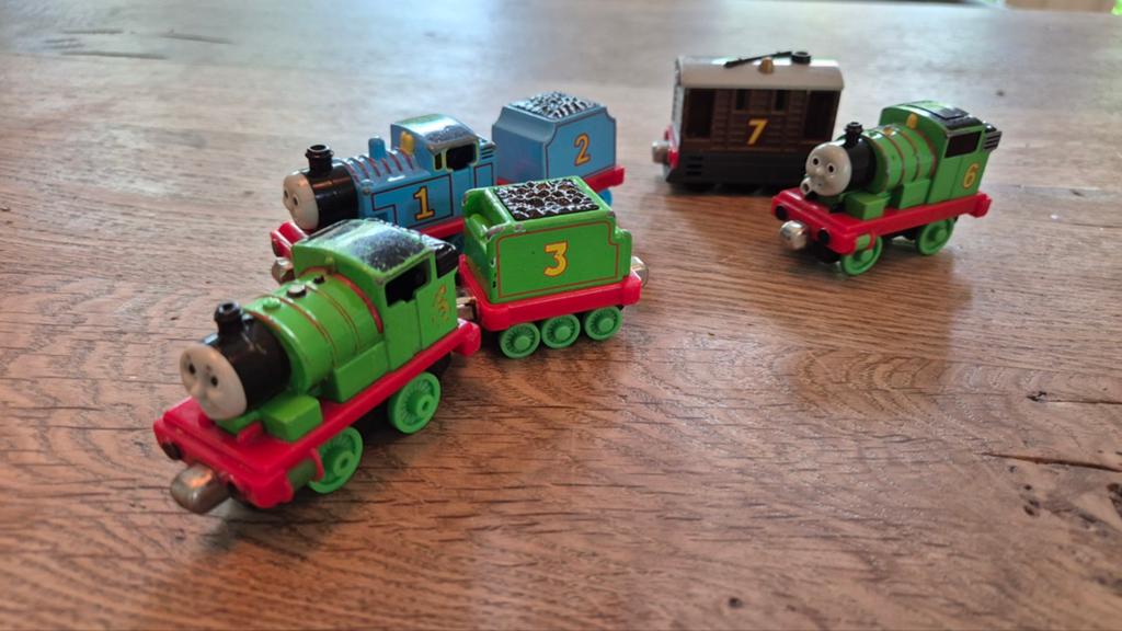 Thomas de Trein en vriendjes - Speelgoedtreinen set, Ophalen of Verzenden, Gebruikt