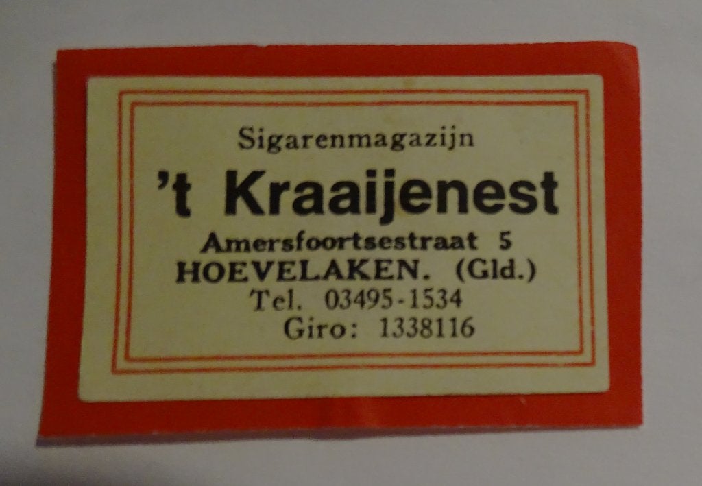't KRAAIENEST  Sigarenmagazijn    HOEVELAKEN, Verzenden, Zo goed als nieuw, Luciferdoosjes of -merken