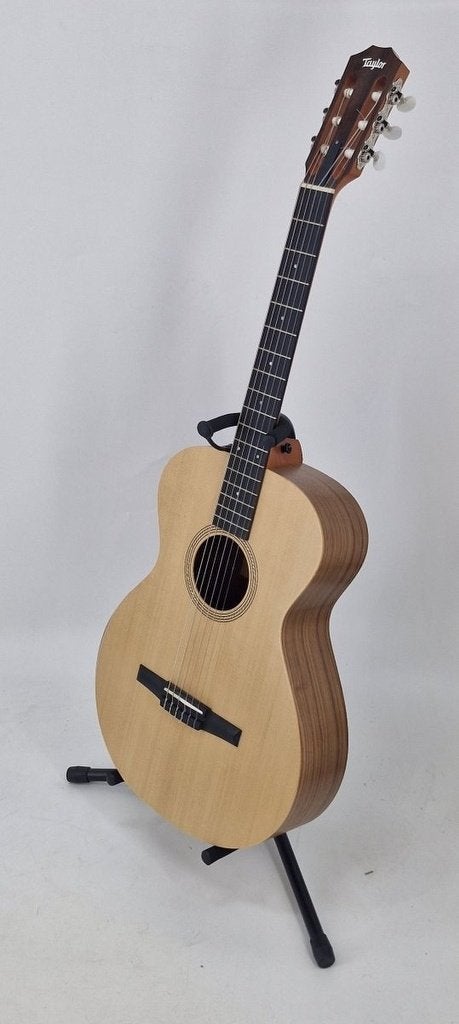 Taylor academy 12E-N - B-stock, Klassieke of Spaanse gitaar, Met (piezo-)element, Taylor Guitars, Ophalen of Verzenden