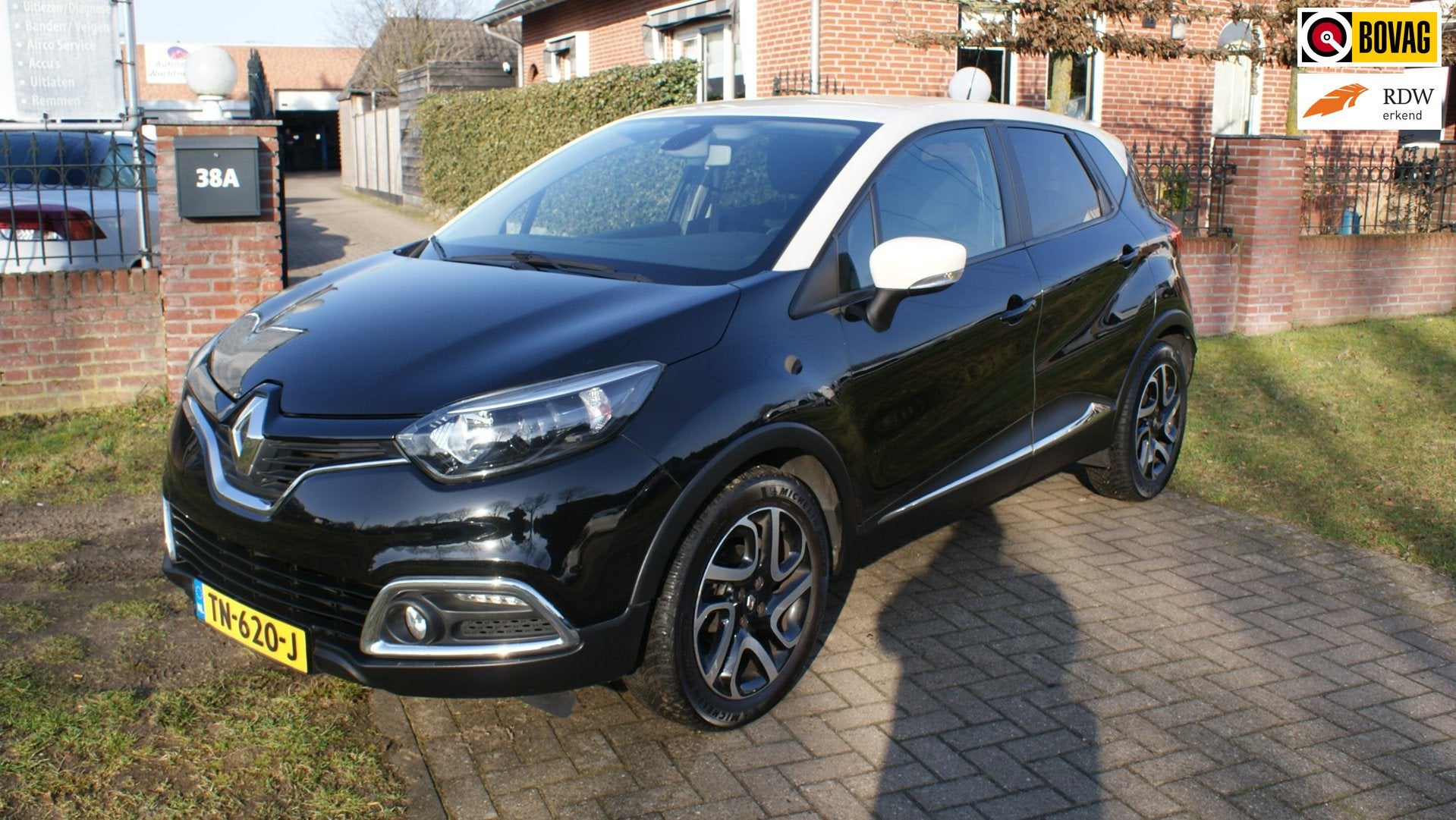 Renault Captur 0.9 TCe Helly Hansen, Voorwielaandrijving, Stof, Gebruikt, 1081 kg