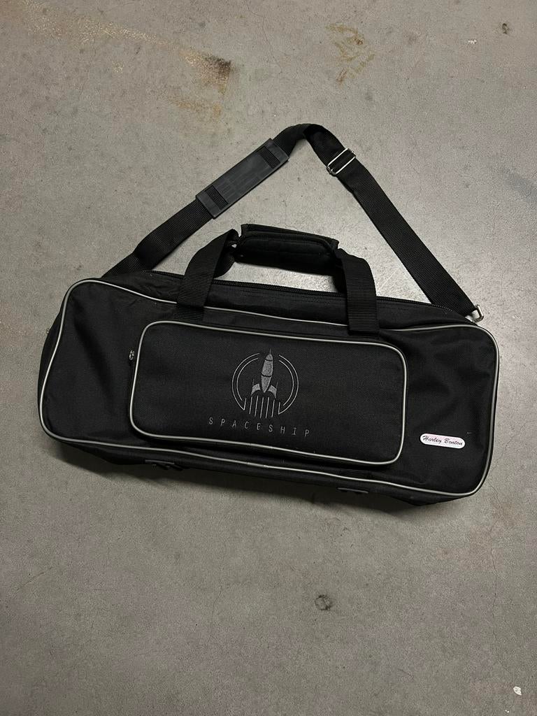 Harley Benton case, Ophalen of Verzenden, Zo goed als nieuw, 30 cm of meer, Minder dan 35 cm