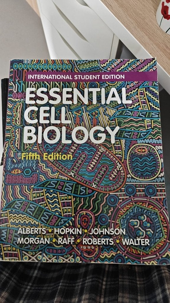 Essential cell biology fifth edition, Boeken, Ophalen of Verzenden, Zo goed als nieuw, Alberts-Hopkin-Johnson-Morgan-Raff-Roberts-Walter