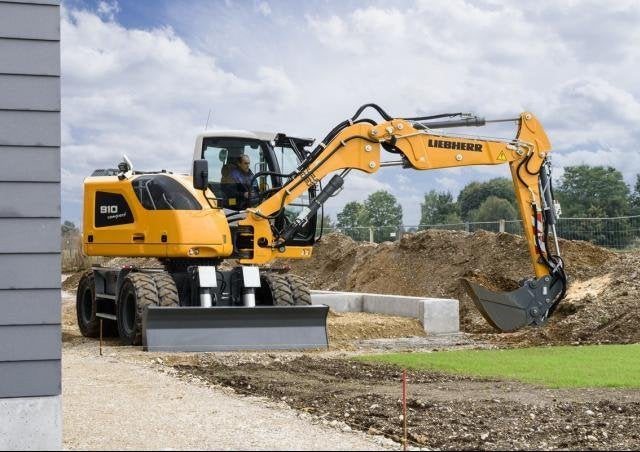 Liebherr A910, A912, A914, A918 Tier 4F, Verzenden