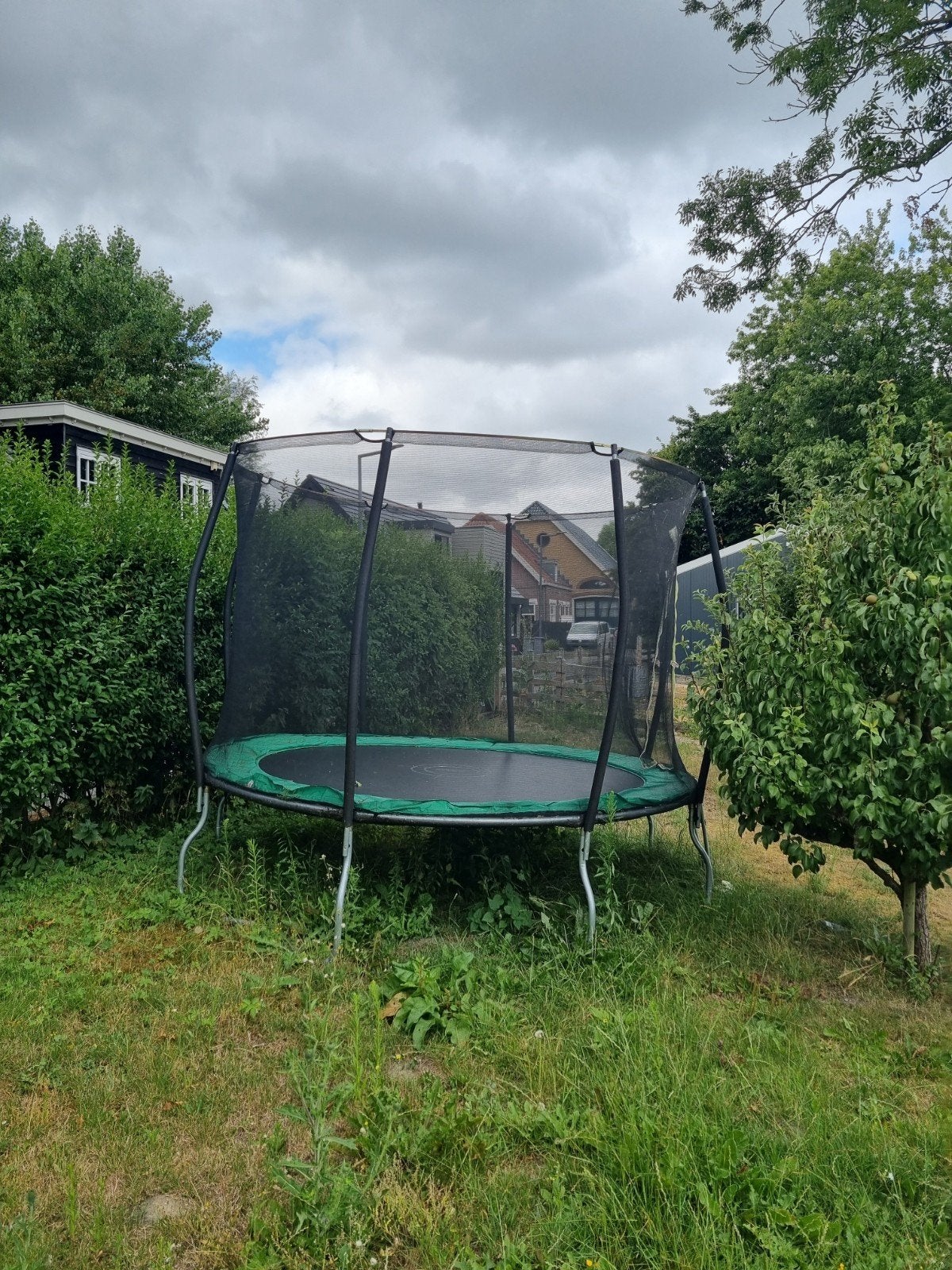 Gratis trampoline met veiligheidsnet, Kinderen en Baby's, Speelgoed | Buiten | Trampolines, Ophalen, Gebruikt