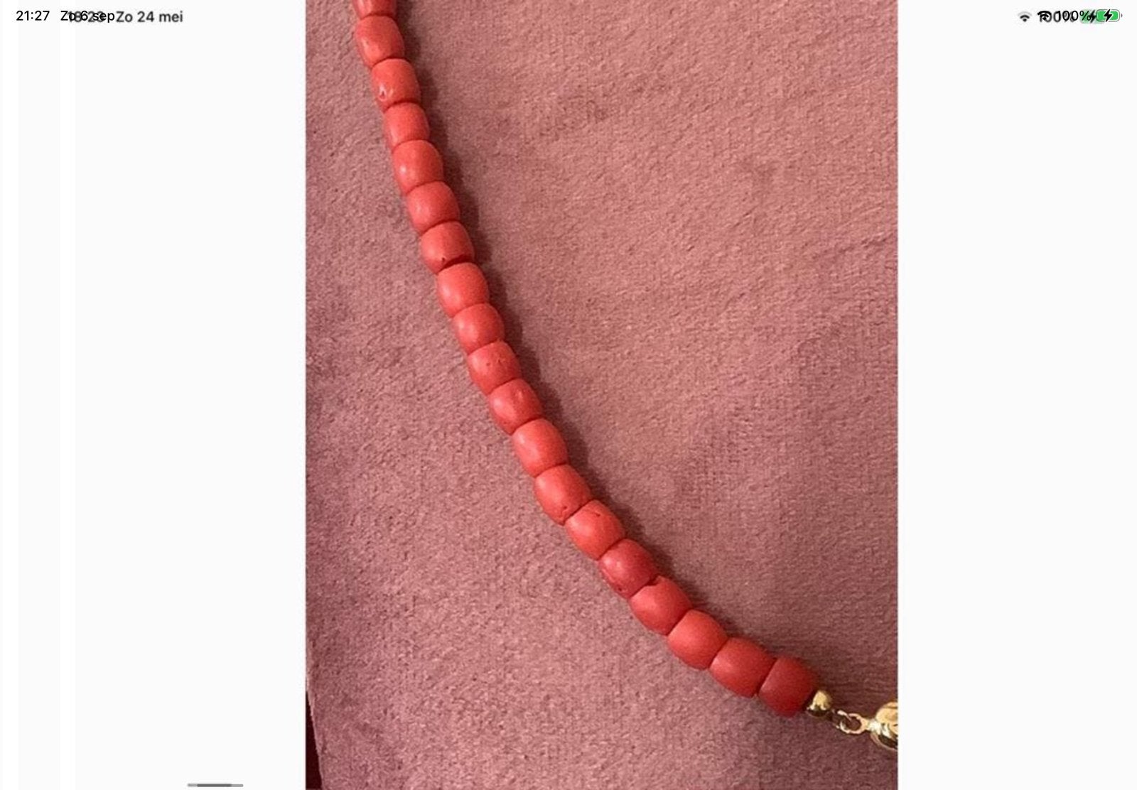 Foto 5 van Antieke Bloedkoraal ketting collier gouden slot 14 k goud