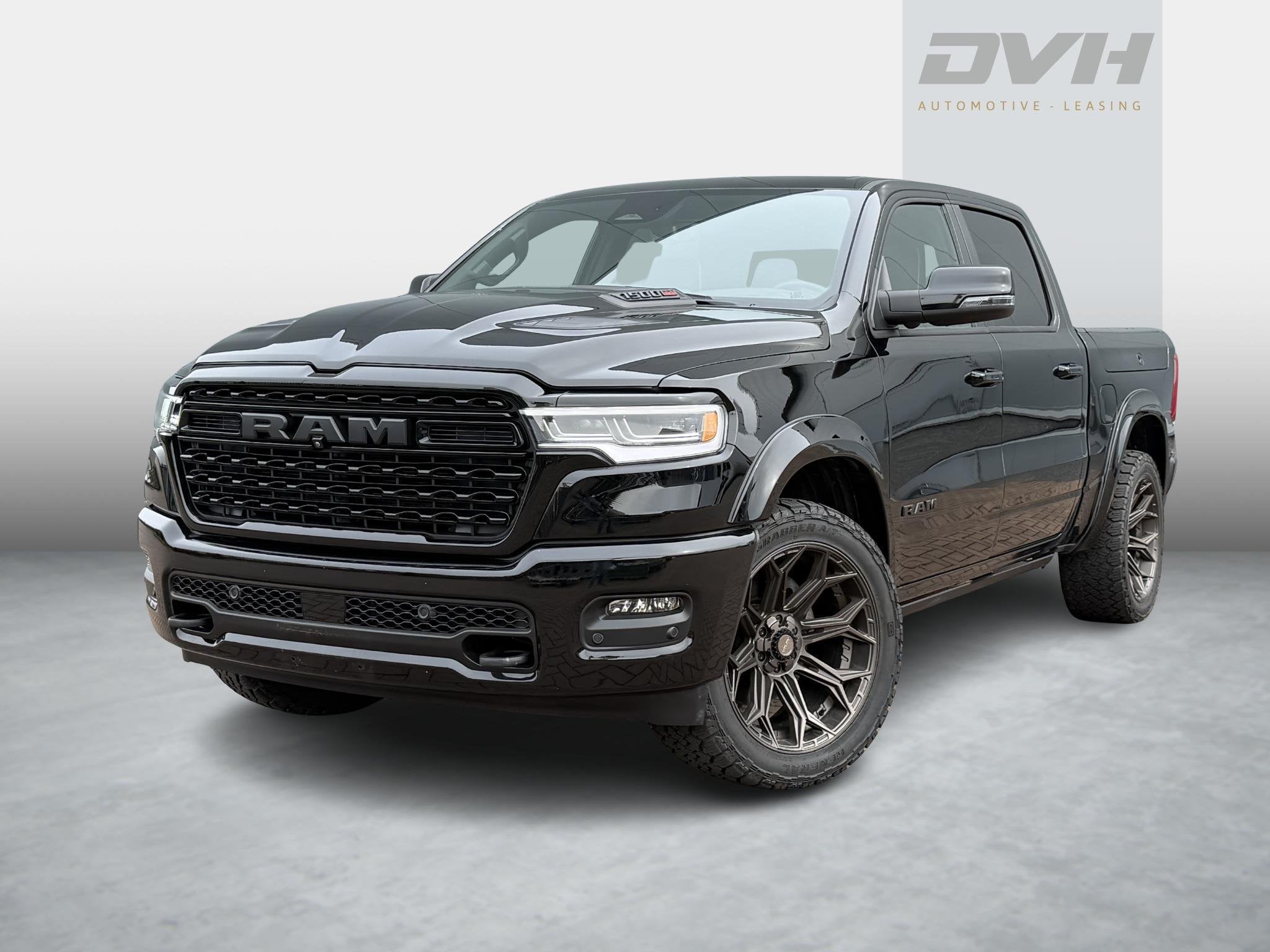 Dodge Ram 1500 3.0L SST H.O. 540PK Limited Night CrewCab 4x4, Auto's, Automaat, Gebruikt, 2993 cc, Zwart