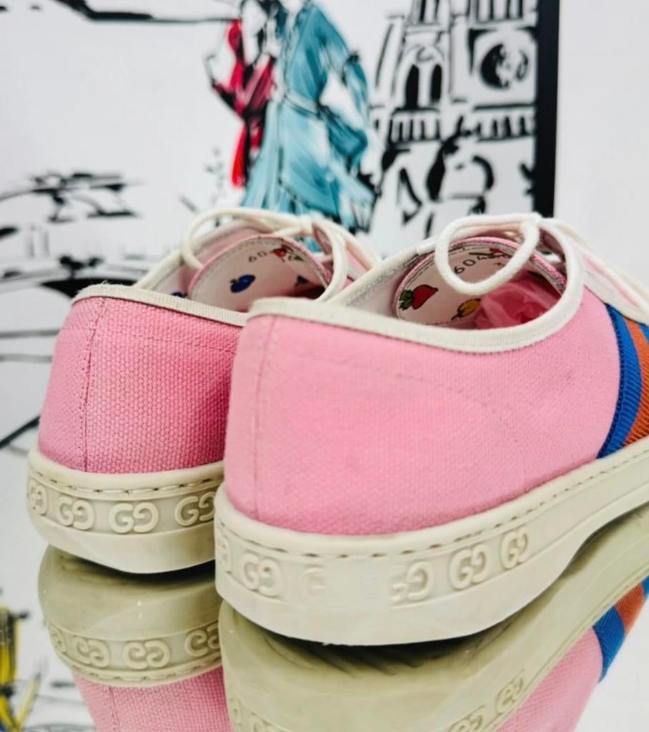 Gucci roze canvas sneakers schoenen maat 31, Schoenen, Gucci EU, Customercare@gucci.com, Zo goed als nieuw