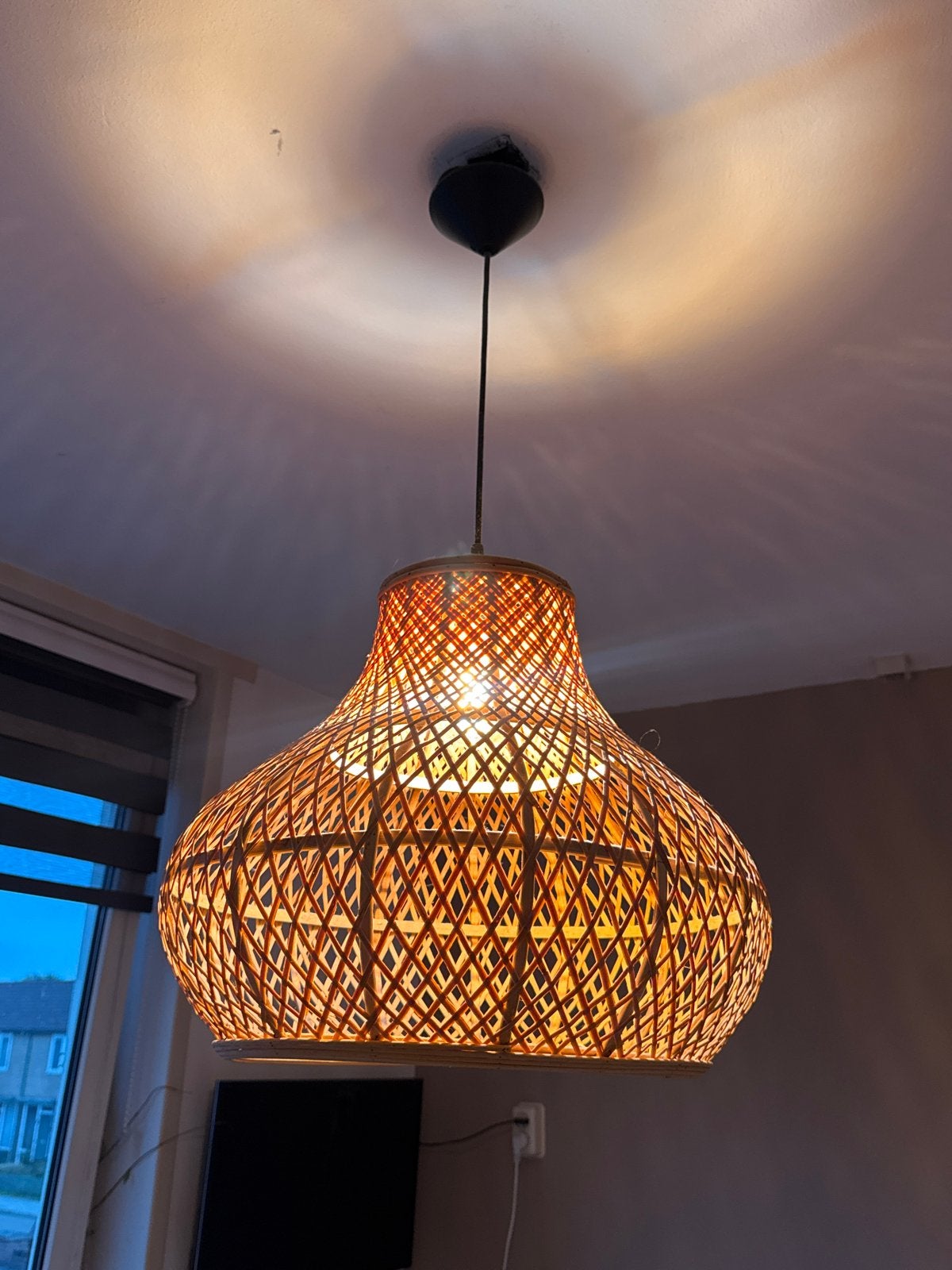 Rotan hanglamp Kwantum, Huis en Inrichting, Ophalen, Gebruikt, Natuurlijk materiaal, E27 (groot)