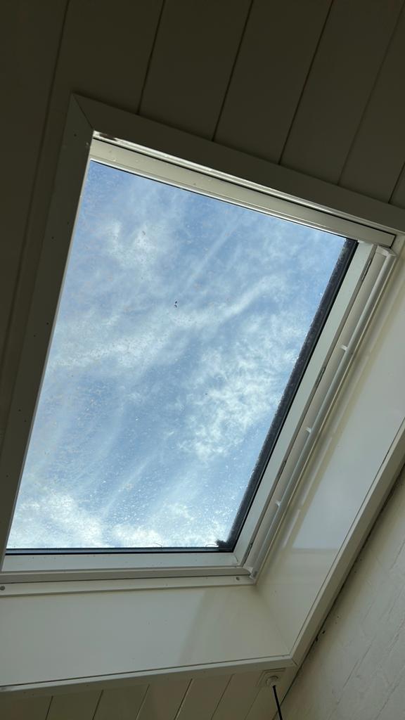 Velux dakraam ggl UK 05 134x98 cm, Ophalen, 80 tot 120 cm, Zo goed als nieuw, 120 tot 160 cm