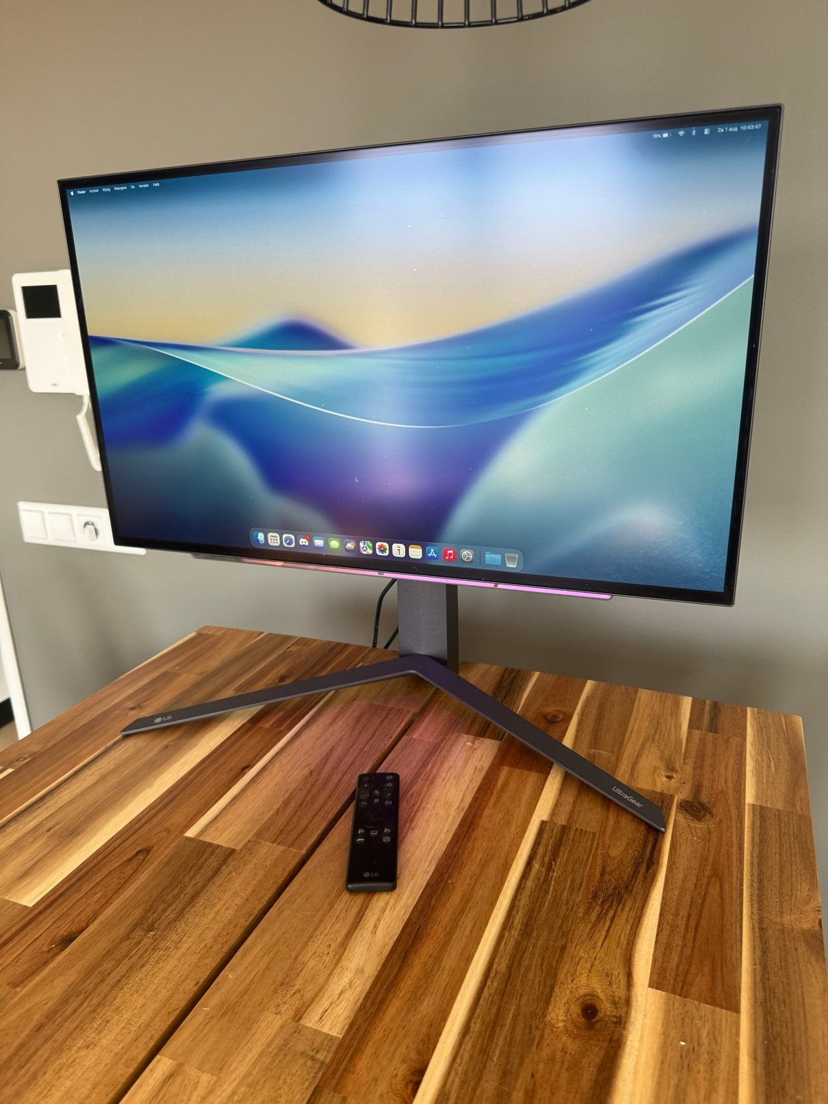 3x LG UltraGear OLED 27GR95QE-B 27 inch 1440p 240Hz G-Sync, Computers en Software, Monitoren, In hoogte verstelbaar, Minder dan 1 ms