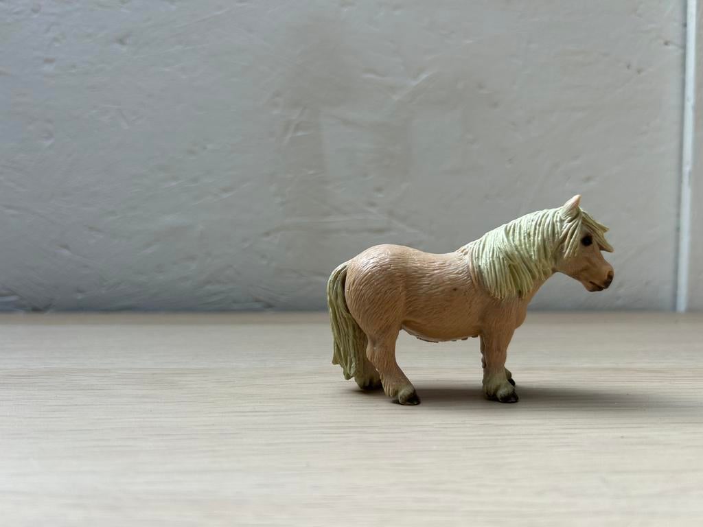 Schleich oude shetlander 60, Ophalen of Verzenden, Zo goed als nieuw, Paard, Beeldje of Figuurtje