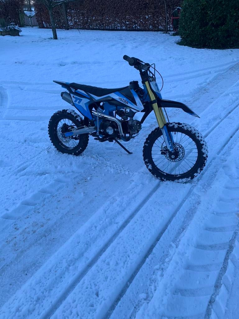 Ultra pitbike, Fietsen en Brommers, Minibikes, Midibikes en Pitbikes, Ophalen, Zo goed als nieuw, 125 cc