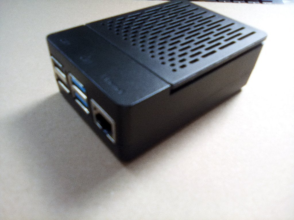Raspberry Pi behuizing met ventilator, Gebruikt, Raspberry pi, Verzenden, DDR4