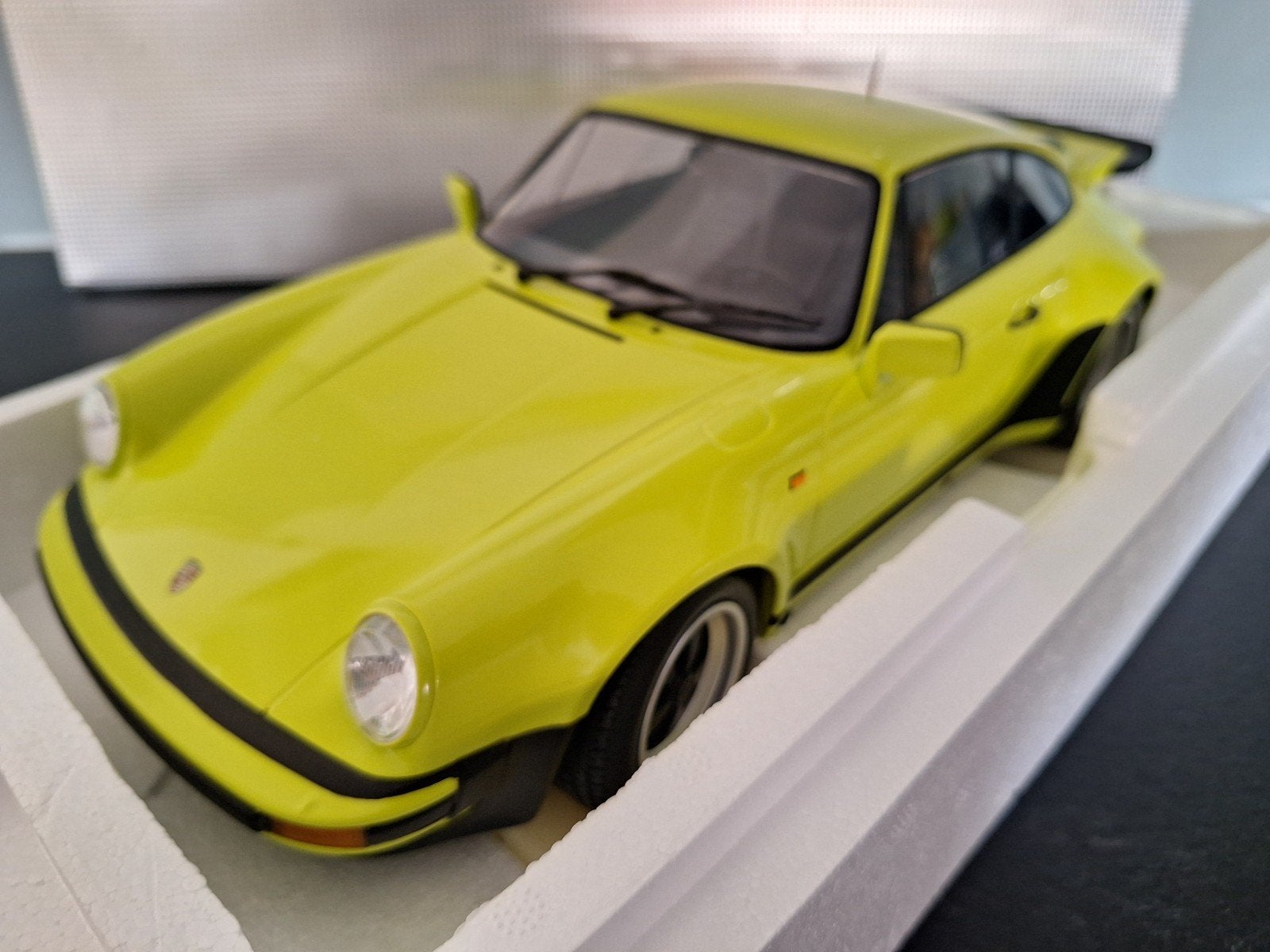 Porsche 911 Turbo 1977 Schaal 1:12, Minichamps, Auto, Nieuw, Ophalen of Verzenden