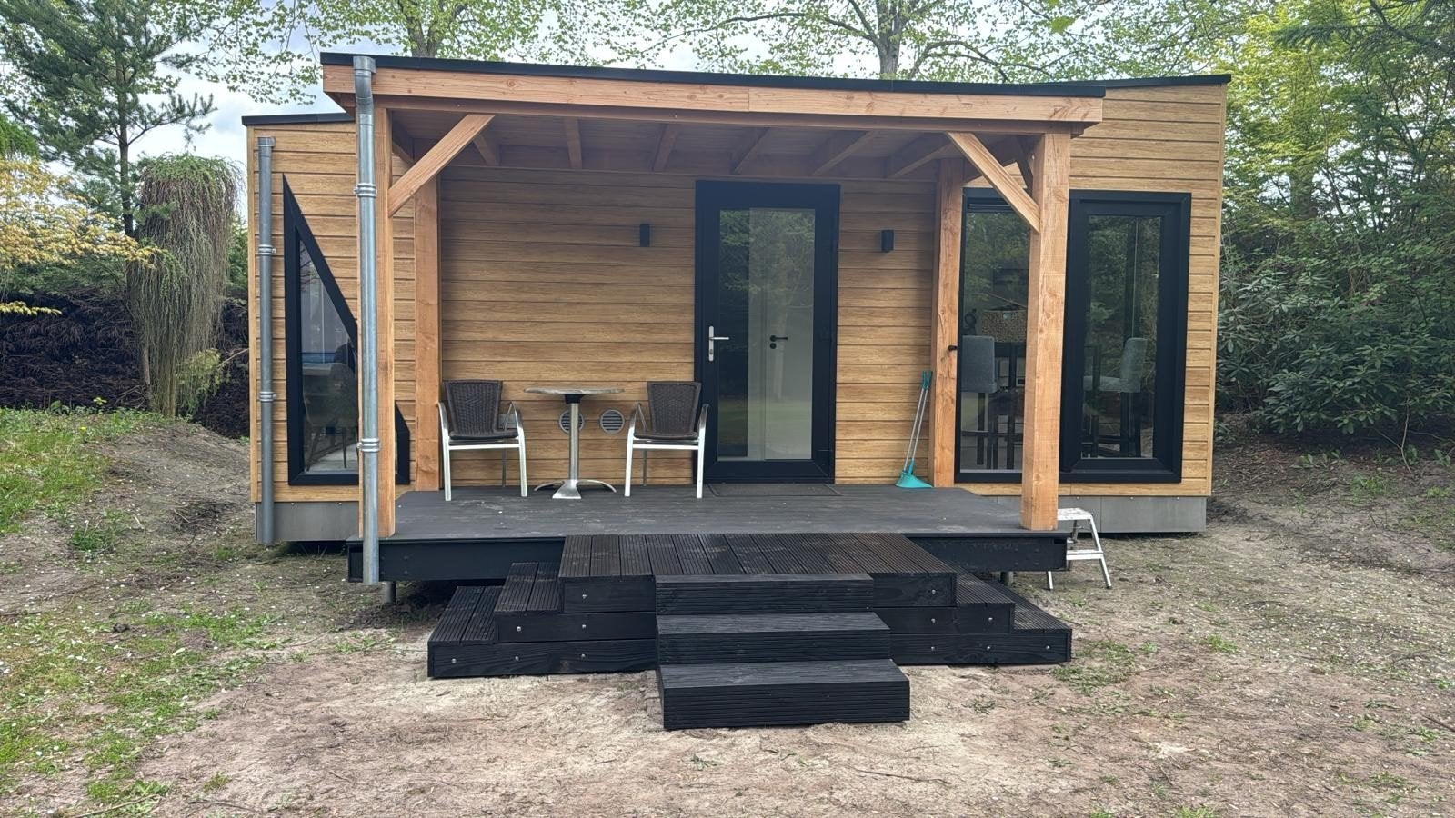 Prachtige opstap voor Chalet, Caravan, Stacaravan, Tinyhouse, Ophalen of Verzenden