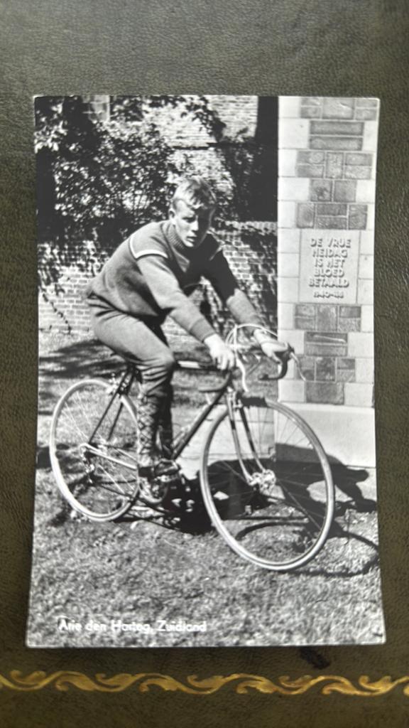 Fotokaart Arie den Hartog, Ophalen of Verzenden, Zo goed als nieuw