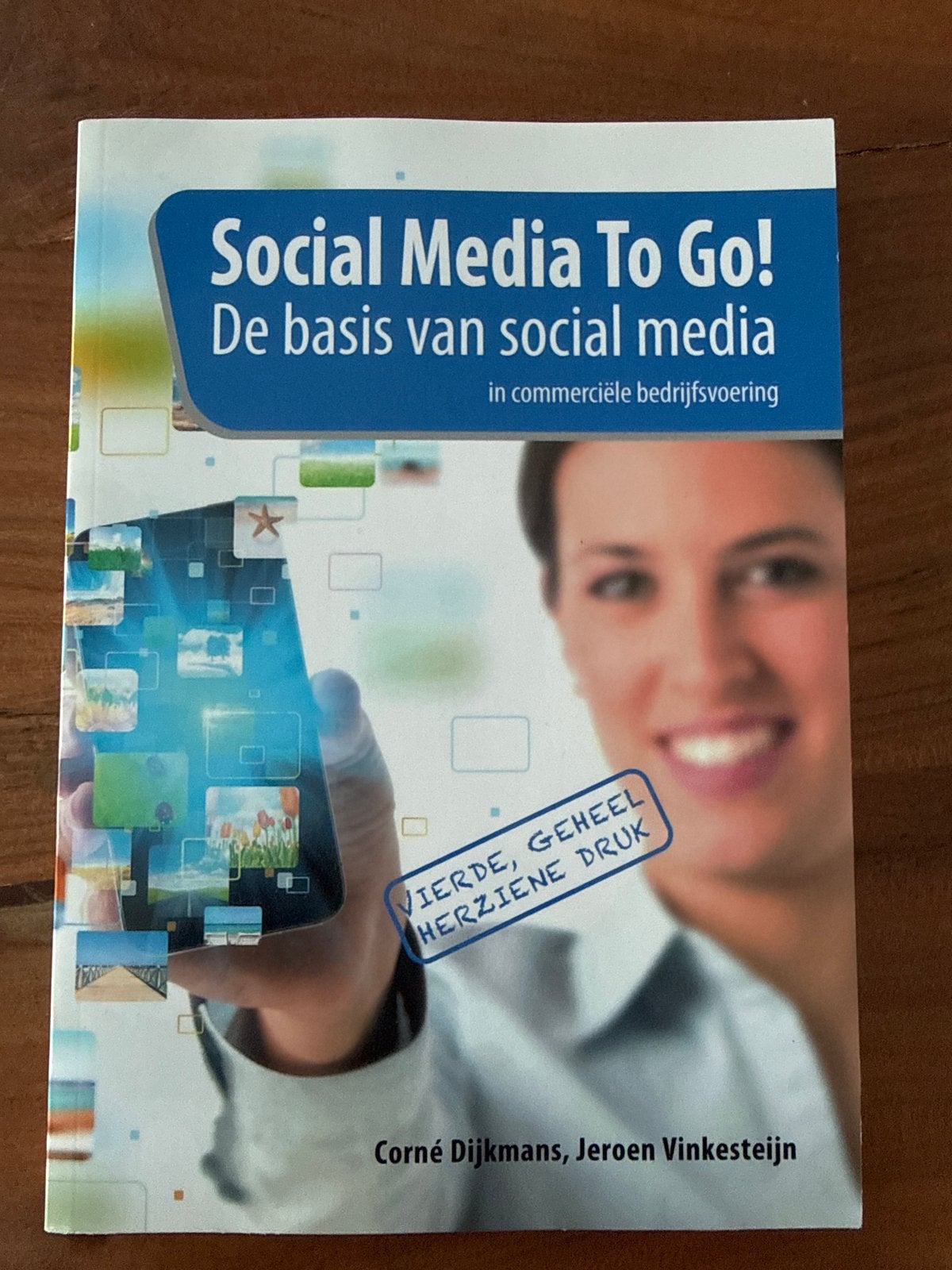 Social Media To Go! De basis van social media, Ophalen of Verzenden, Gelezen, E-commerce en Internet