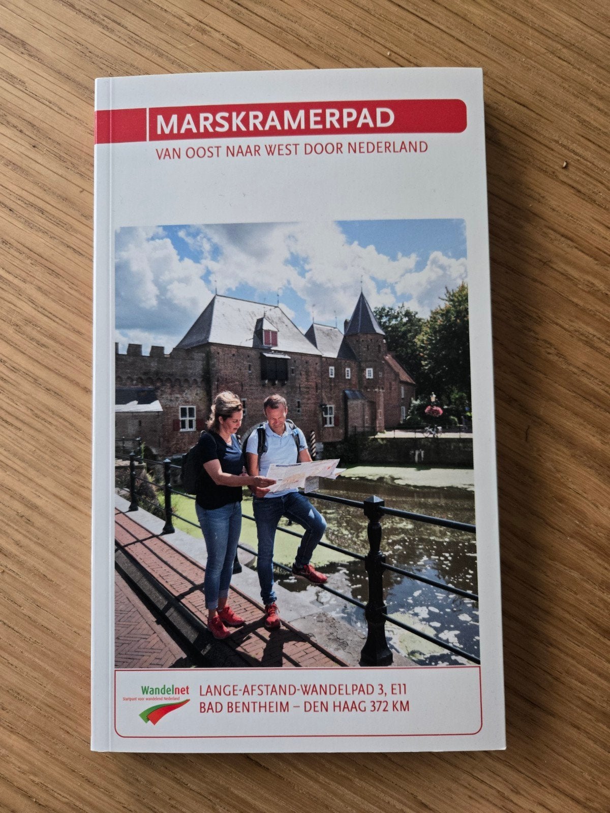 Marskramerpad: Van Oost naar West door Nederland, Overige merken, Fiets- of Wandelgids, Ophalen of Verzenden, Zo goed als nieuw