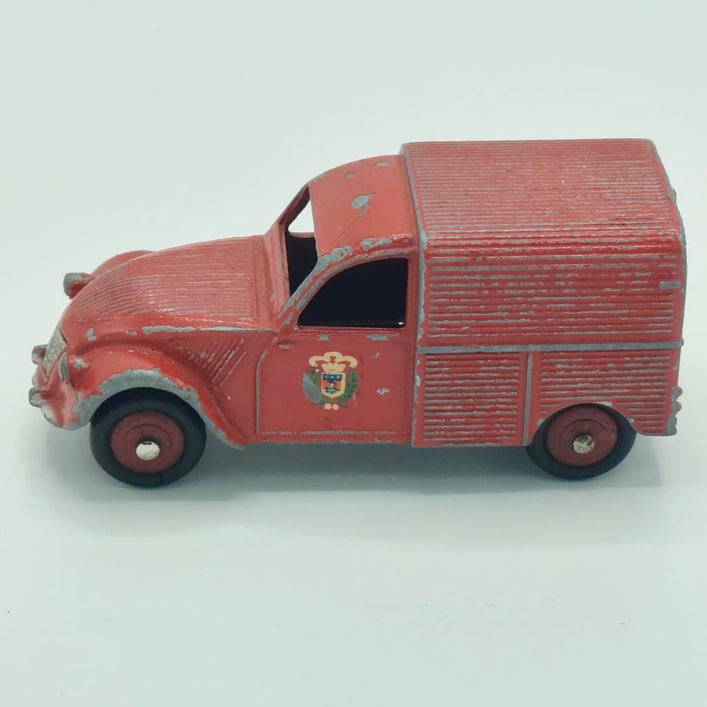 Besteleend Dinky Toys 25D made in France Meccano, Hobby en Vrije tijd, Modelauto's | 1:43, Ophalen of Verzenden, Gebruikt, Auto
