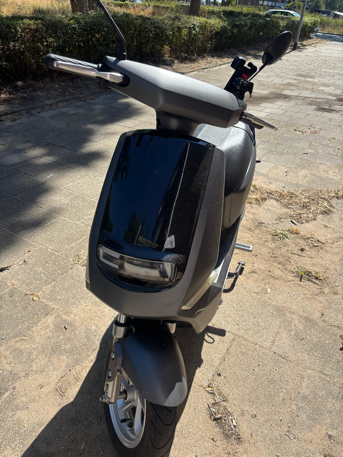 Velotia elektrische scooter - Zo goed als nieuw, Fietsen en Brommers, Ophalen, Zo goed als nieuw, Elektrisch, Overige merken
