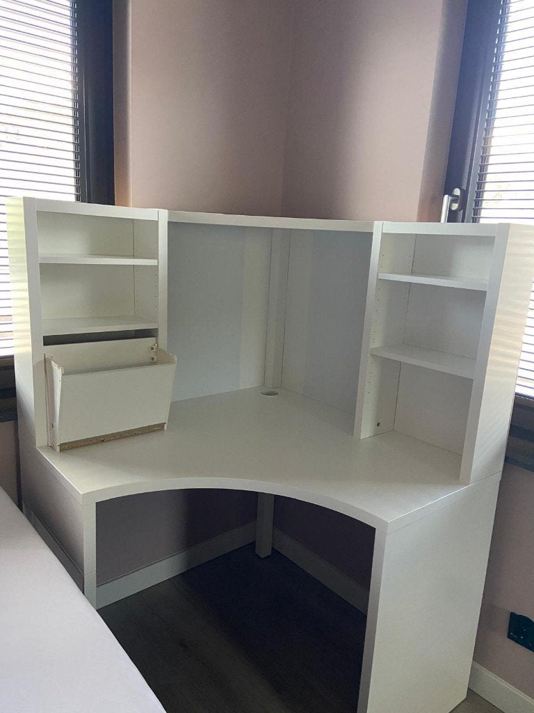 Hoekbureau Ikea Micke ZGAN, Huis en Inrichting, Bureaus, Ophalen, Gebruikt, Spaanplaat of MDF, Hoekbureau