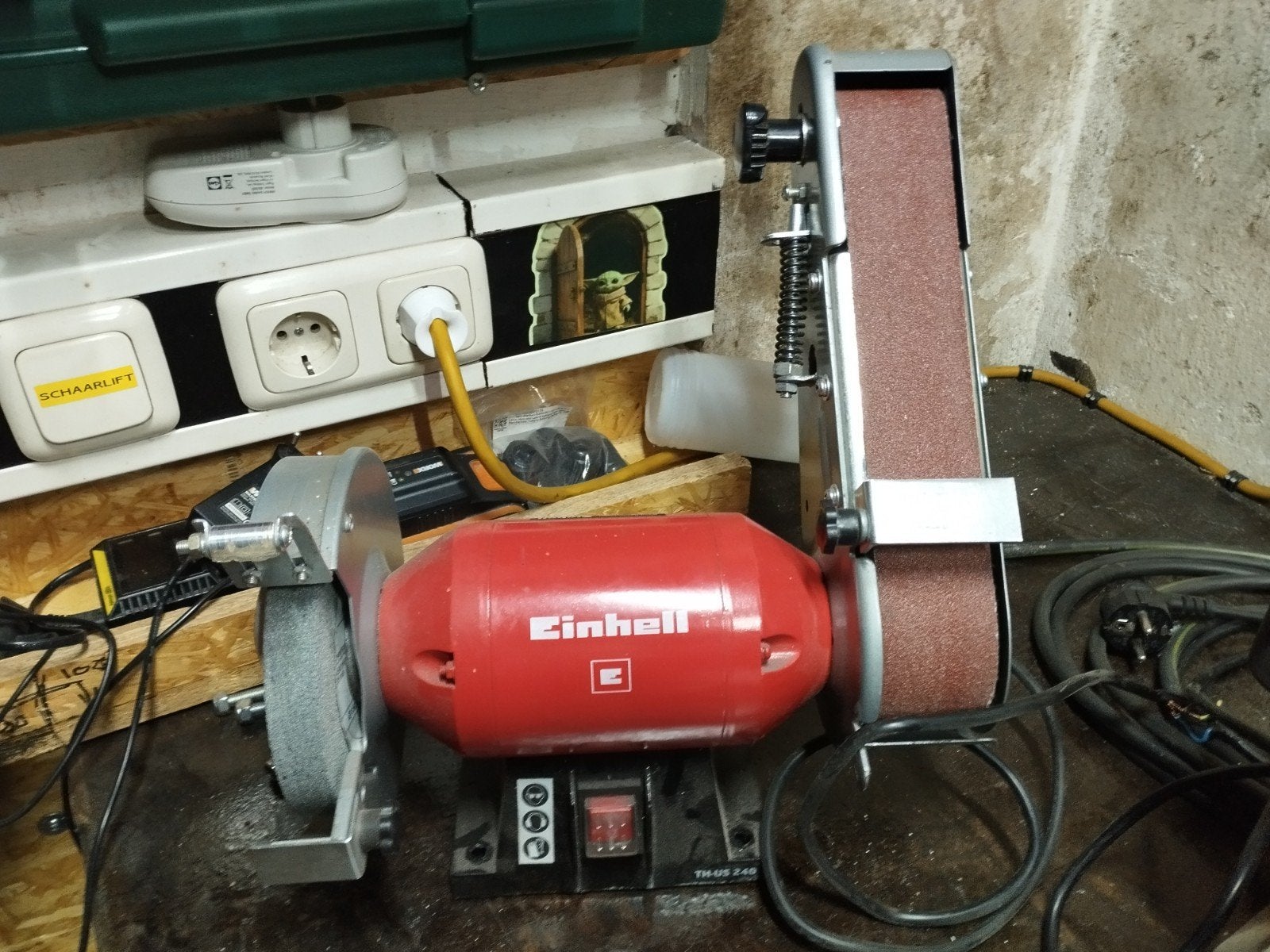 Einhell Slijpsteen met Schuurband Combinatie (TH-US 240), Ophalen of Verzenden, Zo goed als nieuw, Werkbankslijpmachine