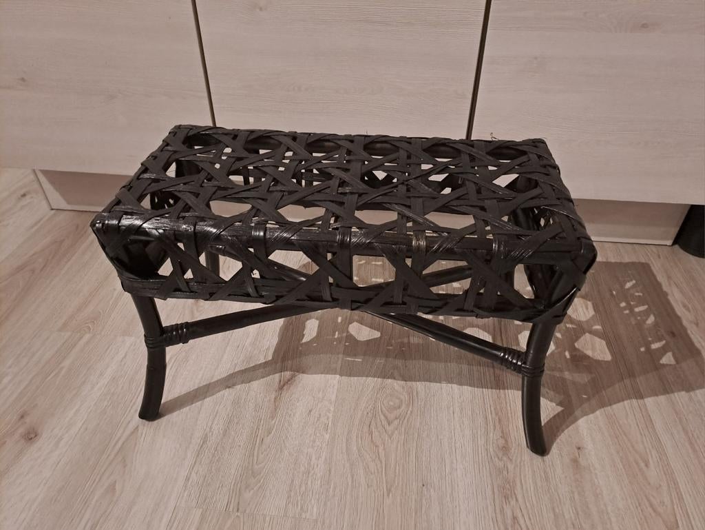 Vintage voetenbank vintage houten krukje bankje rotan, Ophalen of Verzenden, Zo goed als nieuw
