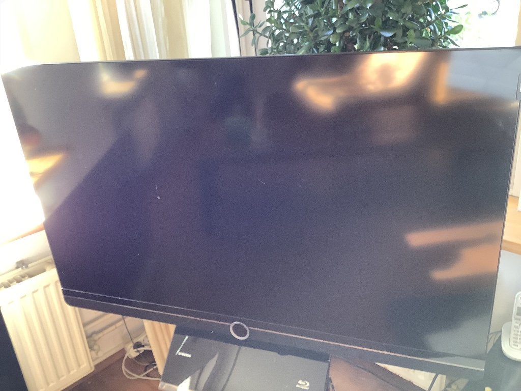 Loewe bild /2.43 zonder voet, Overige merken, 50 Hz, Ophalen of Verzenden, Zo goed als nieuw