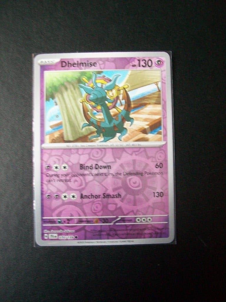 3521. Nieuwe Pokemon Kaart Holofoil DHELMISE HP130 (070/159), Verzenden, Nieuw, Losse kaart, Foil
