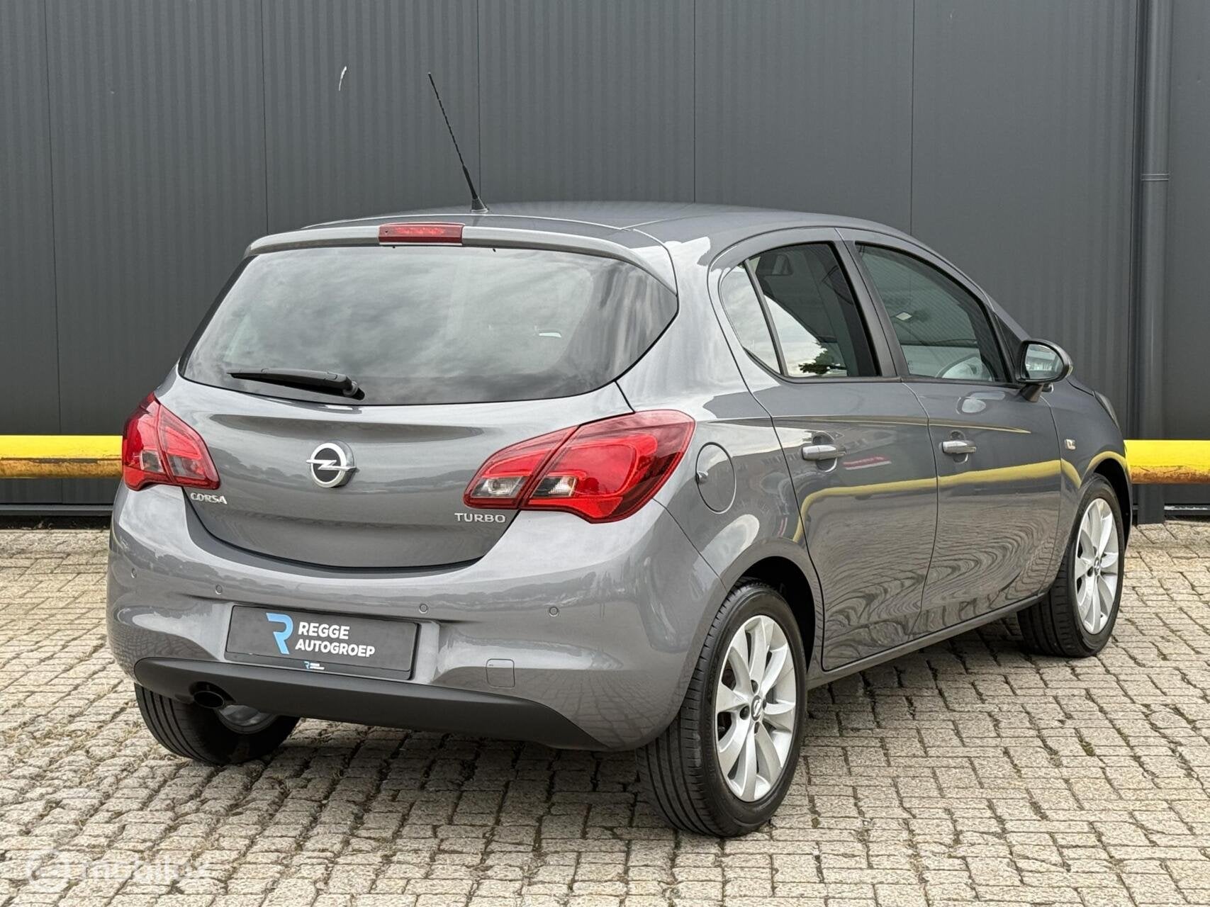 Opel Corsa 1.4 Edition CARPLAY | PDC | LM VELGEN, Auto's, Voorwielaandrijving, Gebruikt, 1398 cc, 4 cilinders