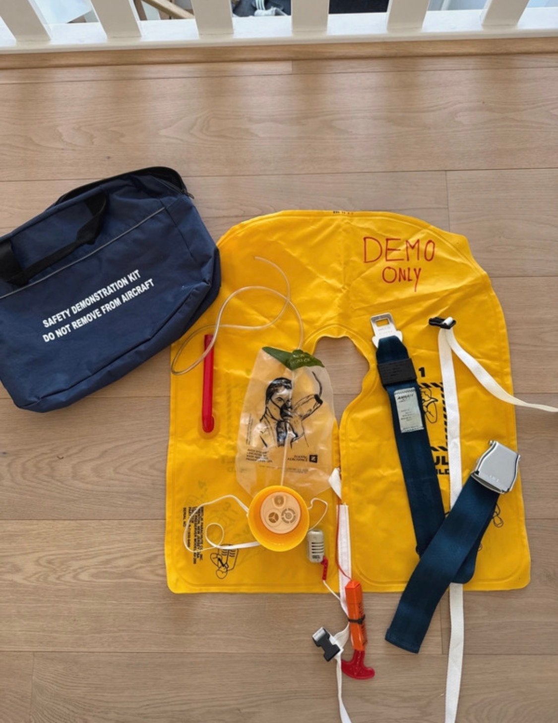 Veiligheidsdemonstratie kit - vliegtuig, Ophalen of Verzenden, Gebruikt, Overige typen