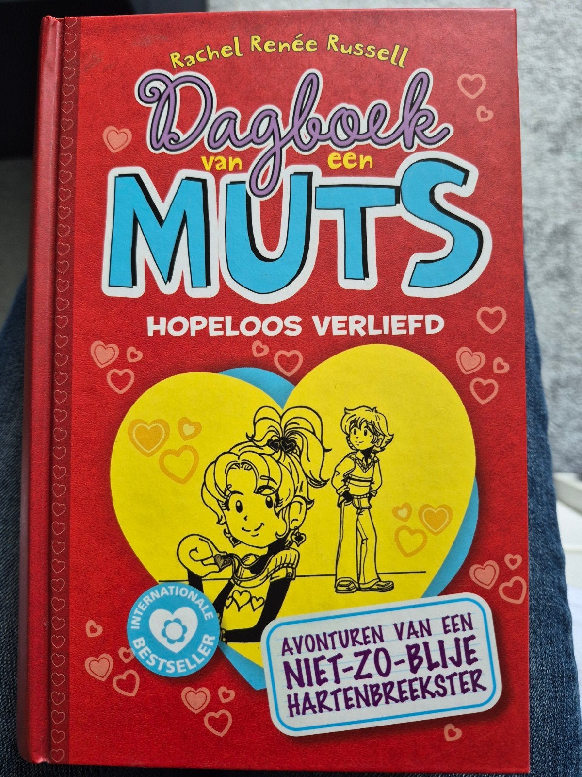 Dagboek van een Muts: Hopeloos Verliefd (deel 6), Ophalen of Verzenden, Zo goed als nieuw, Rachel Renée Russell, Fictie