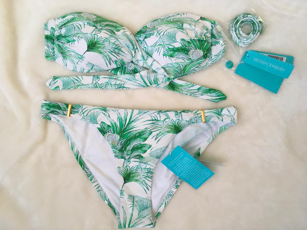 Design Bikini Melissa Odabash maat 44 / M van €319 na €75, Kleding | Dames, Badmode en Zwemkleding, Overige kleuren, Melissa Odabash