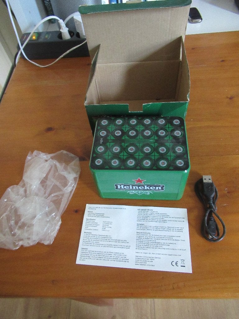 HEINEKEN SPEAKERKRATJE + DOOSJE + usb kabel + handleiding, Verzamelen, Ophalen of Verzenden, Nieuw, Overige typen, Heineken