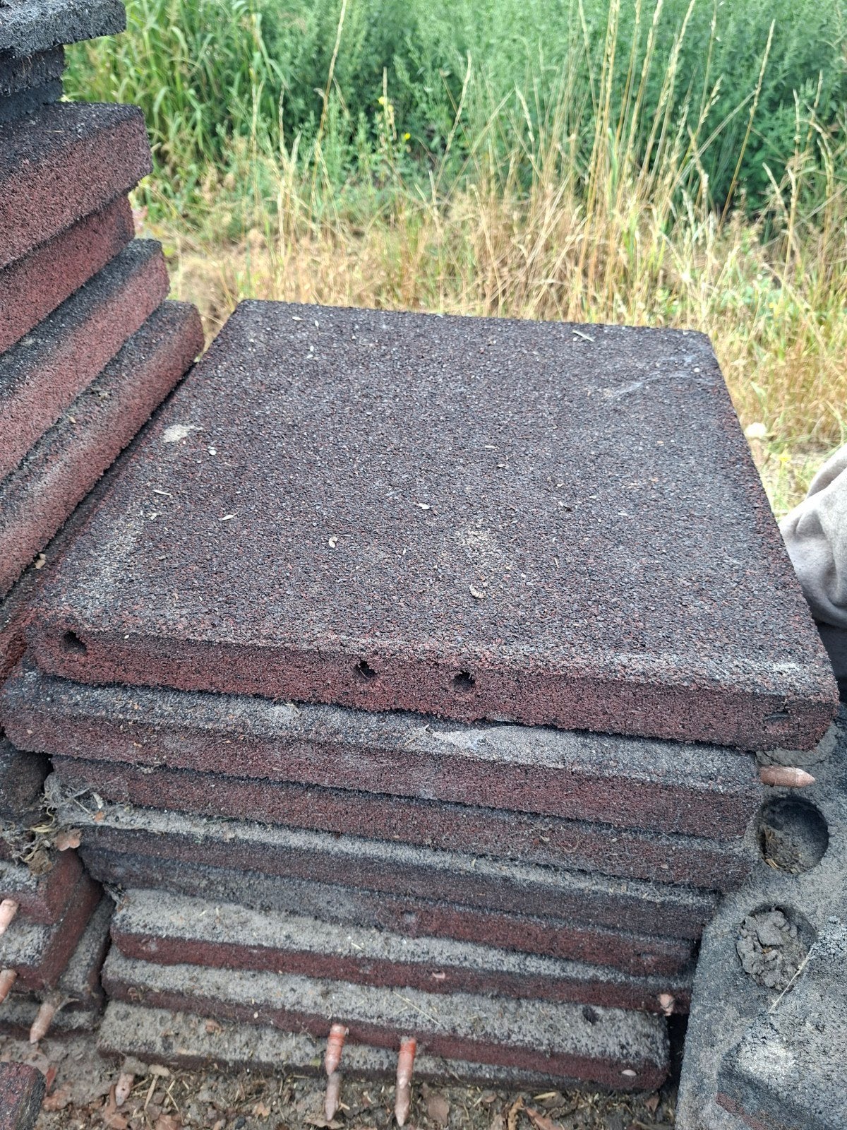 19 rubberen tegels 50x50x6, Ophalen, Overige materialen