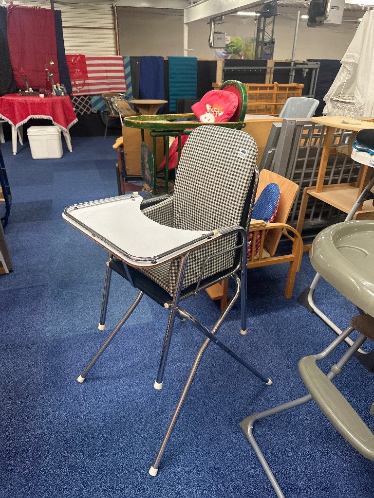 Mutsaert kinderstoel jaren 70 WD-028, Ophalen, Gebruikt, Bruin, Eén