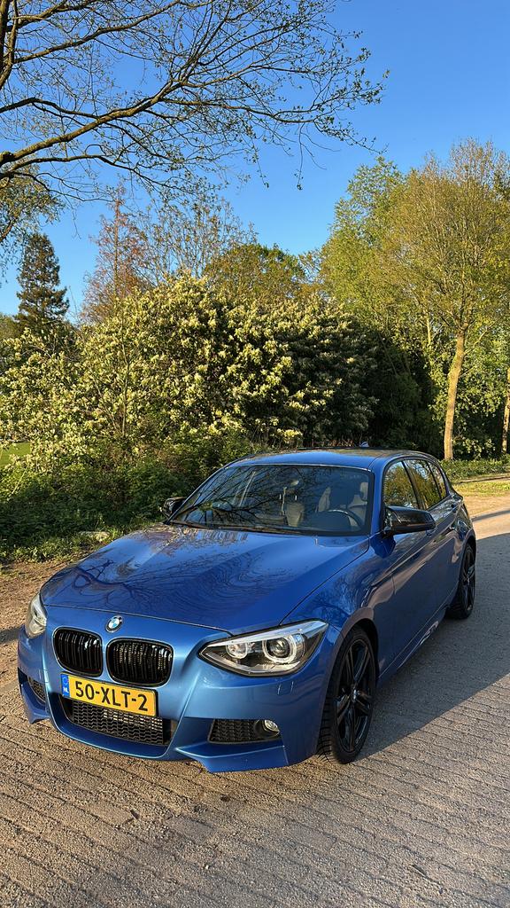 BMW 1-Serie 116I MSport 5DR automaat 2012 Blauw, Auto's, BMW, Zwart, 4 cilinders, Blauw, Origineel Nederlands