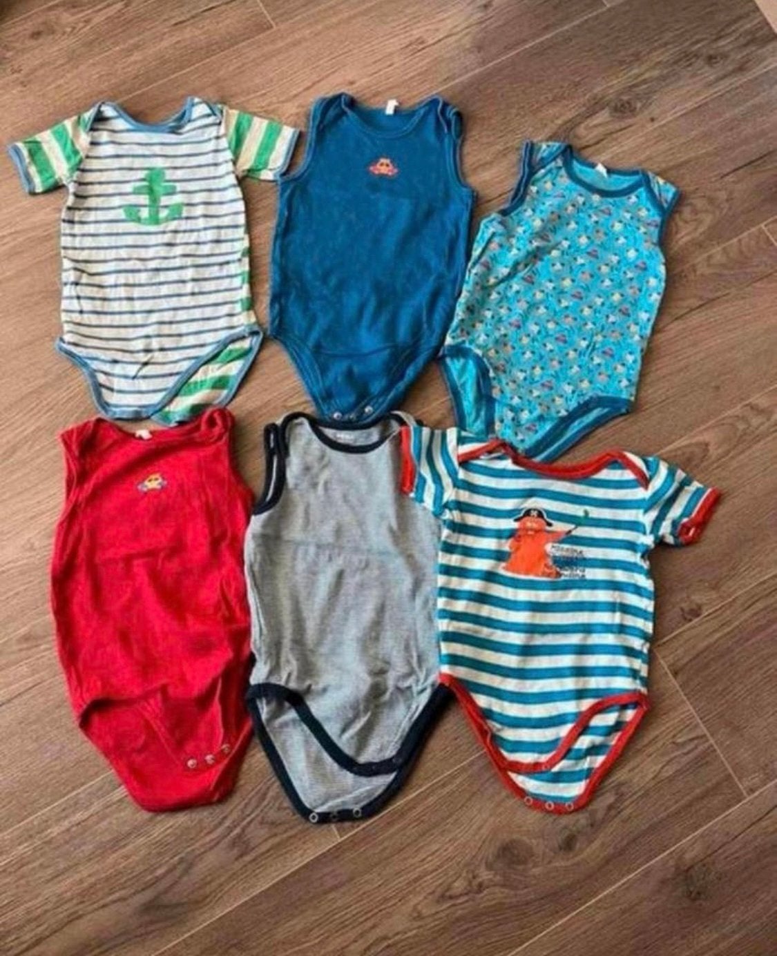 Rompers maat 98-104, Kinderen en Baby's, Kinderkleding | Maat 98, Ophalen of Verzenden, Zo goed als nieuw, Jongen of Meisje, Nacht- of Onderkleding