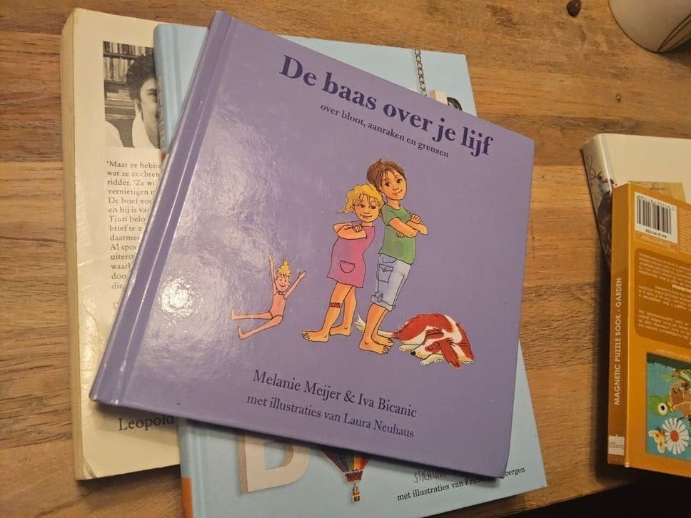 De Baas over je Lijf over bloot, aanraken en grenzen Melanie, Jongen of Meisje, Ophalen of Verzenden, Zo goed als nieuw, Voorleesboek
