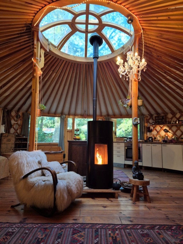Unieke yurt te koop met permanente sta plek in Soest, Caravans en Kamperen, Ophalen, Gebruikt, Tot en met 2